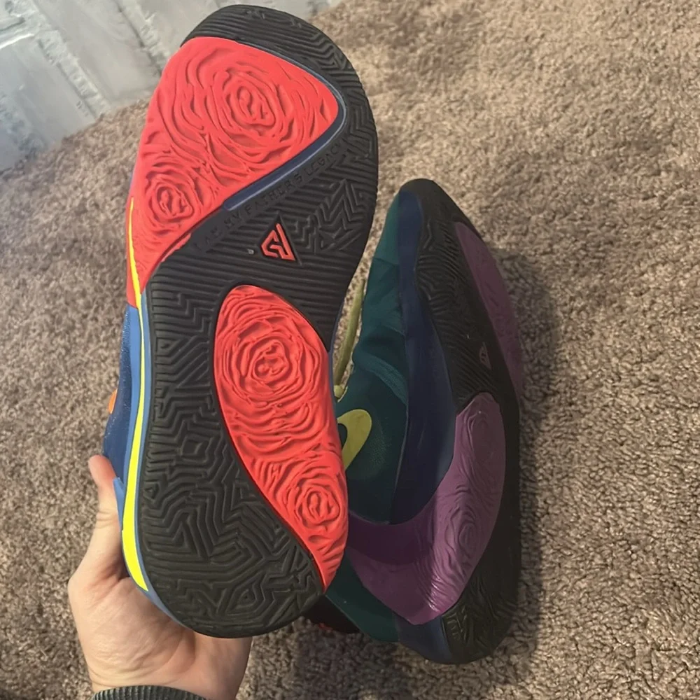 Nike kids zoom freak 1 youth 6 sneakers
